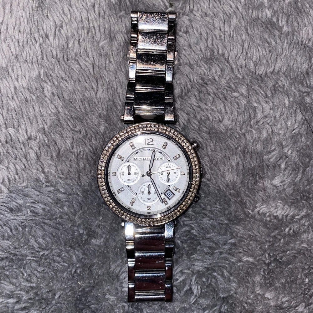 Michael Kors Watch - Silver